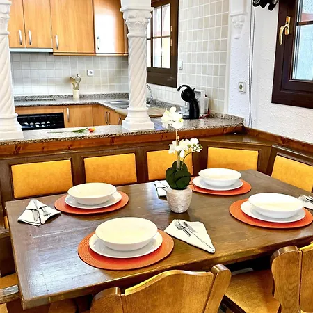 Apartbeach Casa Tania Con Piscina Y Barbacoa Cerca De Playa Holiday home Miami Playa