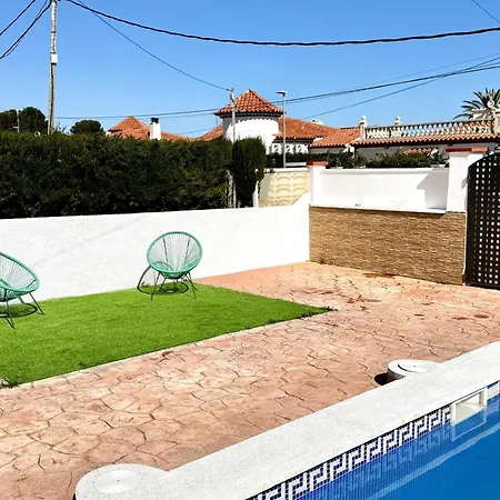 Holiday home Casa Con Piscina Y Barbacoa