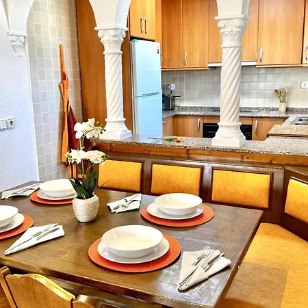 Casa Con Piscina Y Barbacoa Holiday home Miami Playa