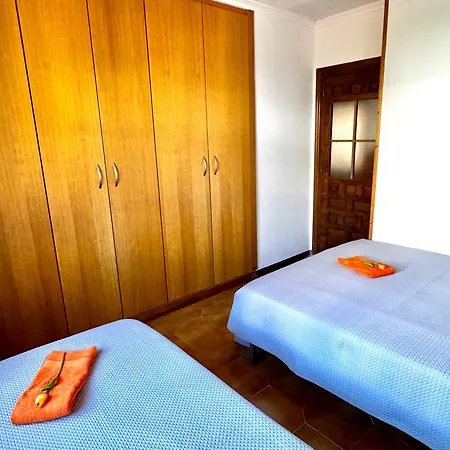 Casa Con Piscina Y Barbacoa Holiday home